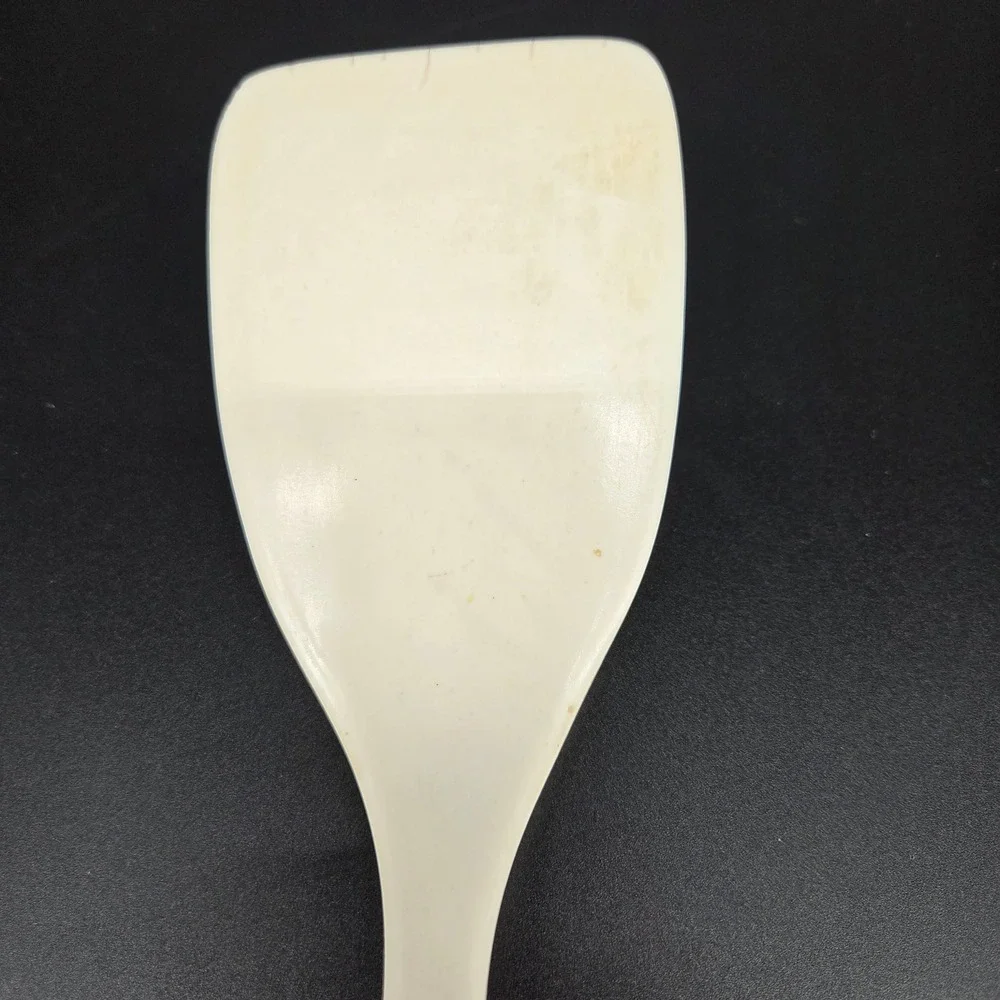 Vintage Melamine Spatula Turner Cream Off White Kitchen Utensil Taiwan CG-79